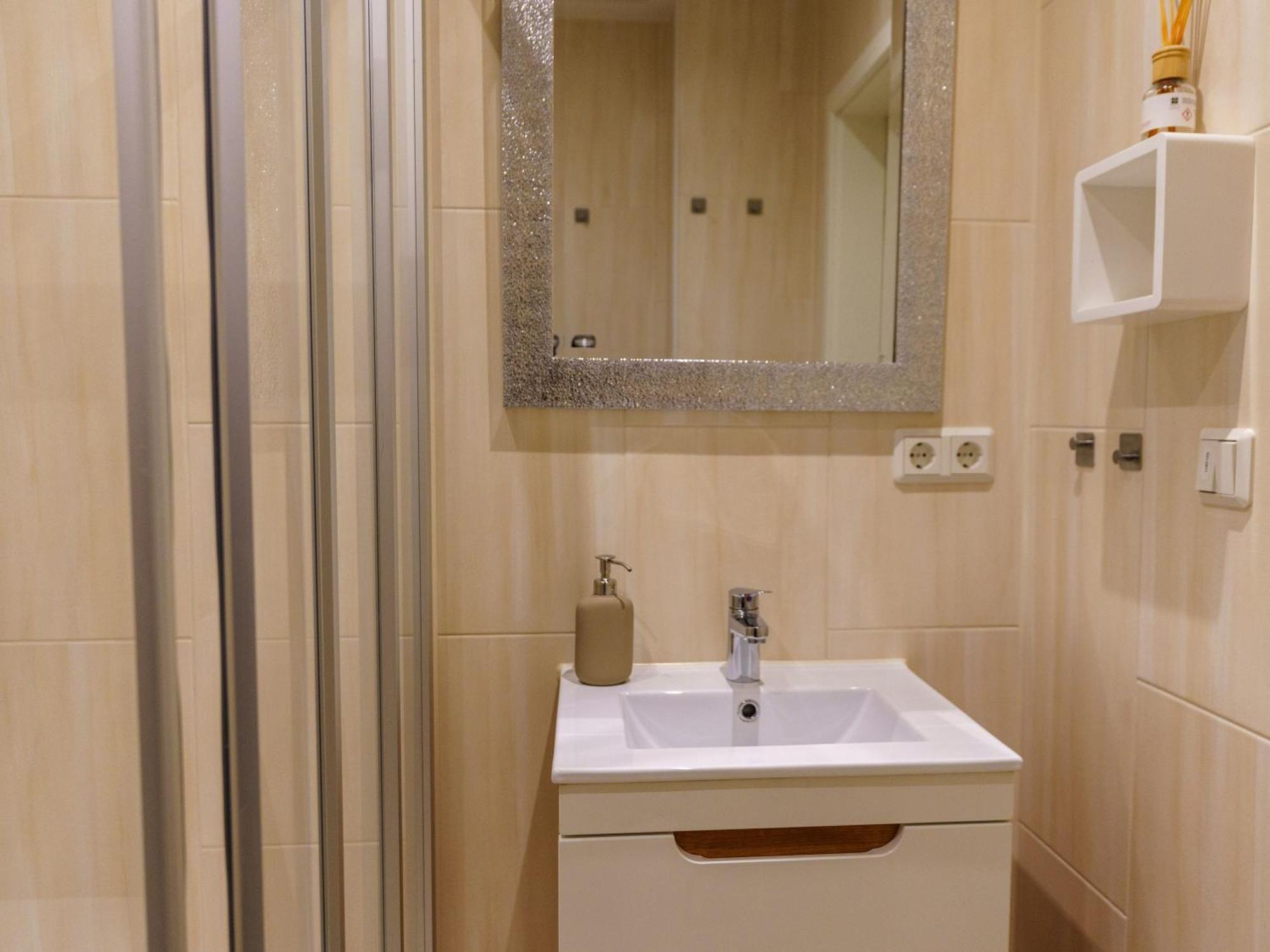 200 Apartment Mit Carport, Aufzug Und Balkon Вільгельмсгафен Екстер'єр фото